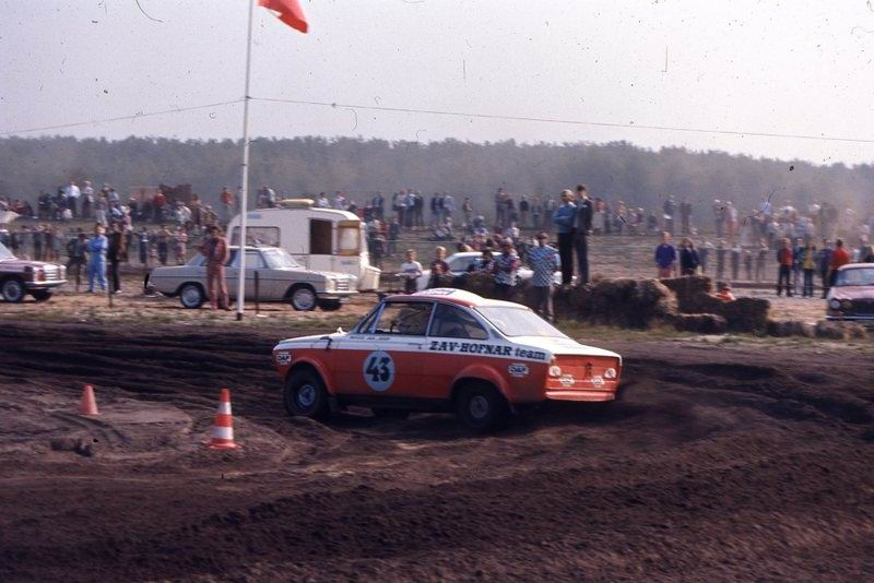 This image clearly shows how the car got its name. Source: http://www.rallydaf.nl/